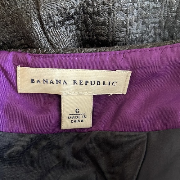 ❤️ Banana Republic Metallic Black Jacquard Skirt - Picture 4 of 6